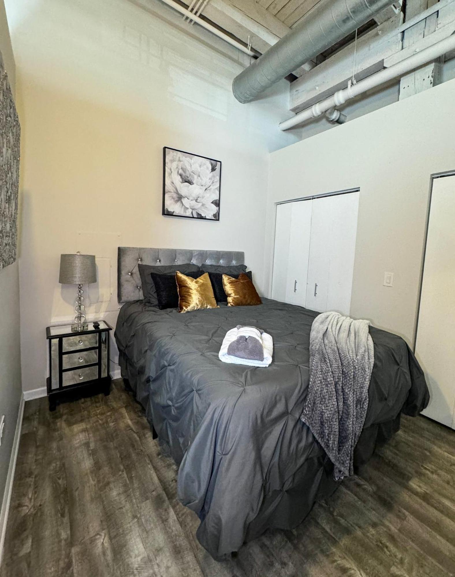 Luxery Stay Chicago - Themed Units! Close To Downtown, Mccormick Place & Wintrust Arena Exterior photo